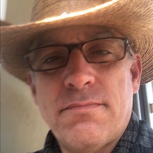 Meet your Posher, Jay